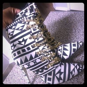 Classy Crazy Pattern Boots